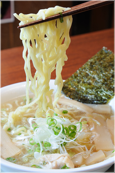 写真：鶏のうま塩らーめん